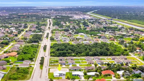121 SW Sea Lion Road Port St. Lucie FL 34953