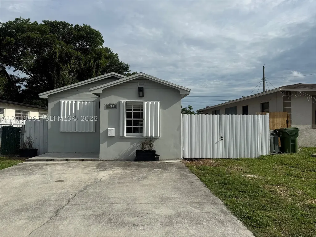713 NW 4th Street Hallandale Beach FL 33009