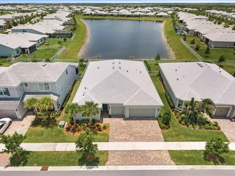 10488 SW Red Maple Way Port St. Lucie FL 34987