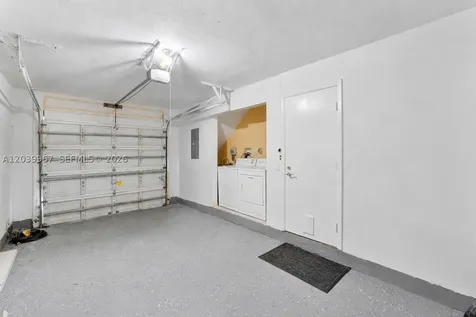 9836 NW 2nd Court Plantation FL 33324