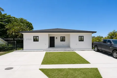13720 NE 2nd Court North Miami FL 33161