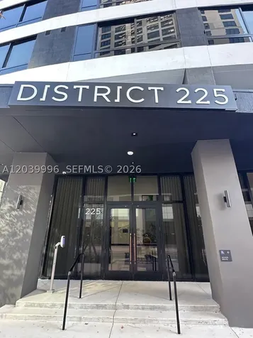 225 N Miami Avenue Miami FL 33128