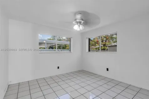 440 NW 125th Street North Miami FL 33168