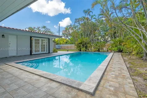 440 NW 125th Street North Miami FL 33168