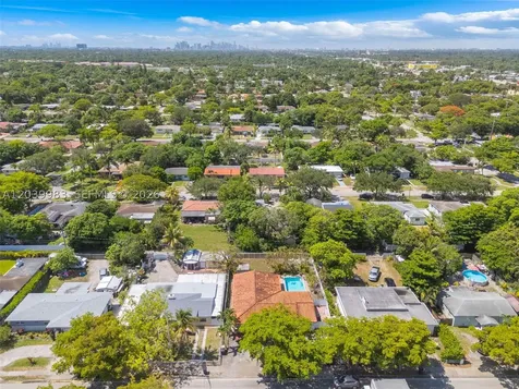 440 NW 125th Street North Miami FL 33168