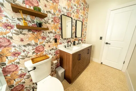 17901 SW 92nd Court Palmetto Bay FL 33157