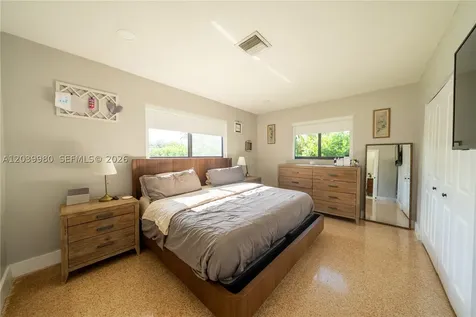 17901 SW 92nd Court Palmetto Bay FL 33157