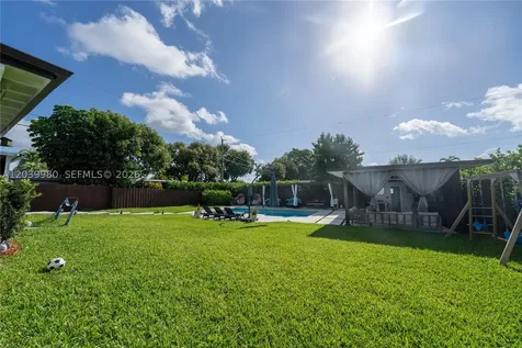 17901 SW 92nd Court Palmetto Bay FL 33157