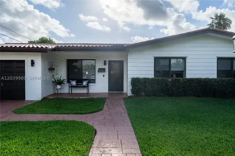 17901 SW 92nd Court Palmetto Bay FL 33157