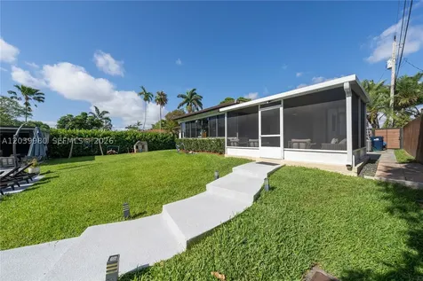 17901 SW 92nd Court Palmetto Bay FL 33157