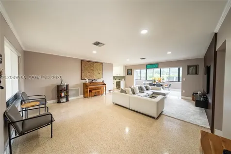 17901 SW 92nd Court Palmetto Bay FL 33157