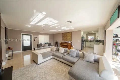 17901 SW 92nd Court Palmetto Bay FL 33157