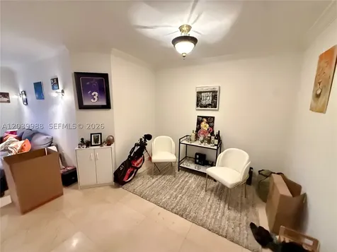 19655 E Country Club Drive Aventura FL 33180
