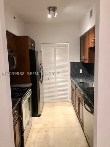 19655 E Country Club Drive Aventura FL 33180