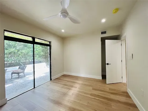 1470 Lincoln Terrace Miami Beach FL 33139