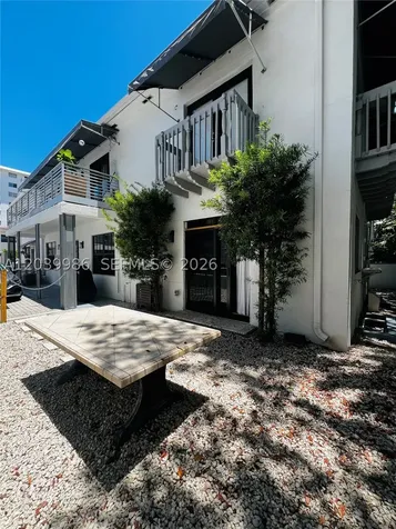 1470 Lincoln Terrace Miami Beach FL 33139