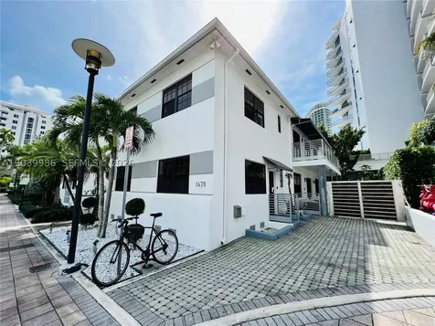 1470 Lincoln Terrace Miami Beach FL 33139