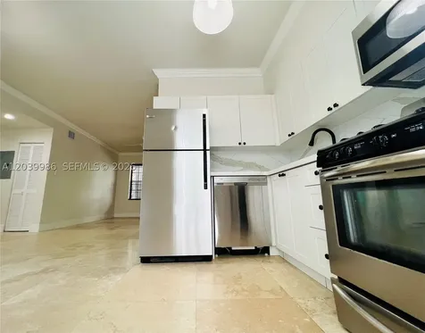 1470 Lincoln Terrace Miami Beach FL 33139