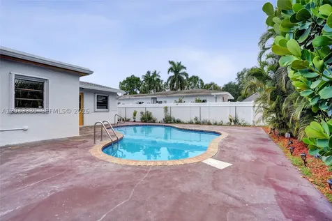 1530 N 73rd Avenue Hollywood FL 33024