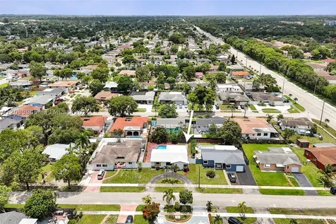 1530 N 73rd Avenue Hollywood FL 33024
