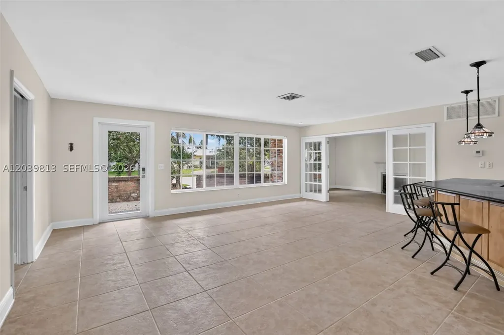 5511 Taylor Street Hollywood FL 33021