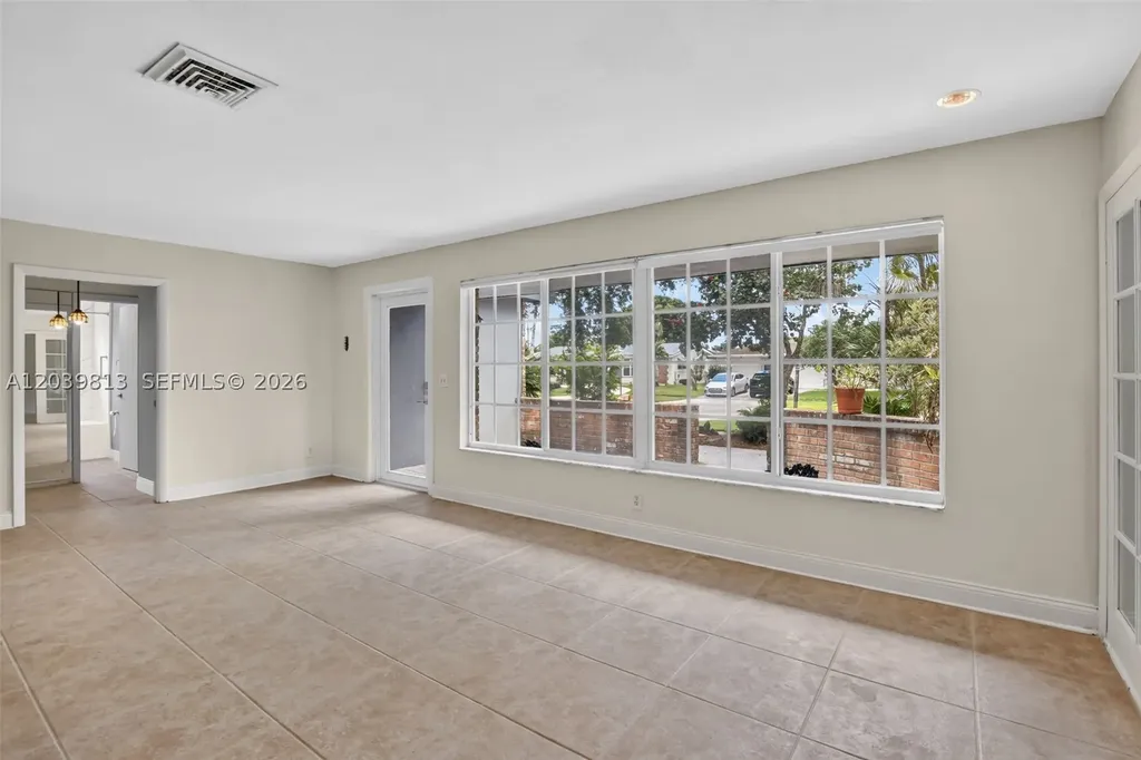 5511 Taylor Street Hollywood FL 33021