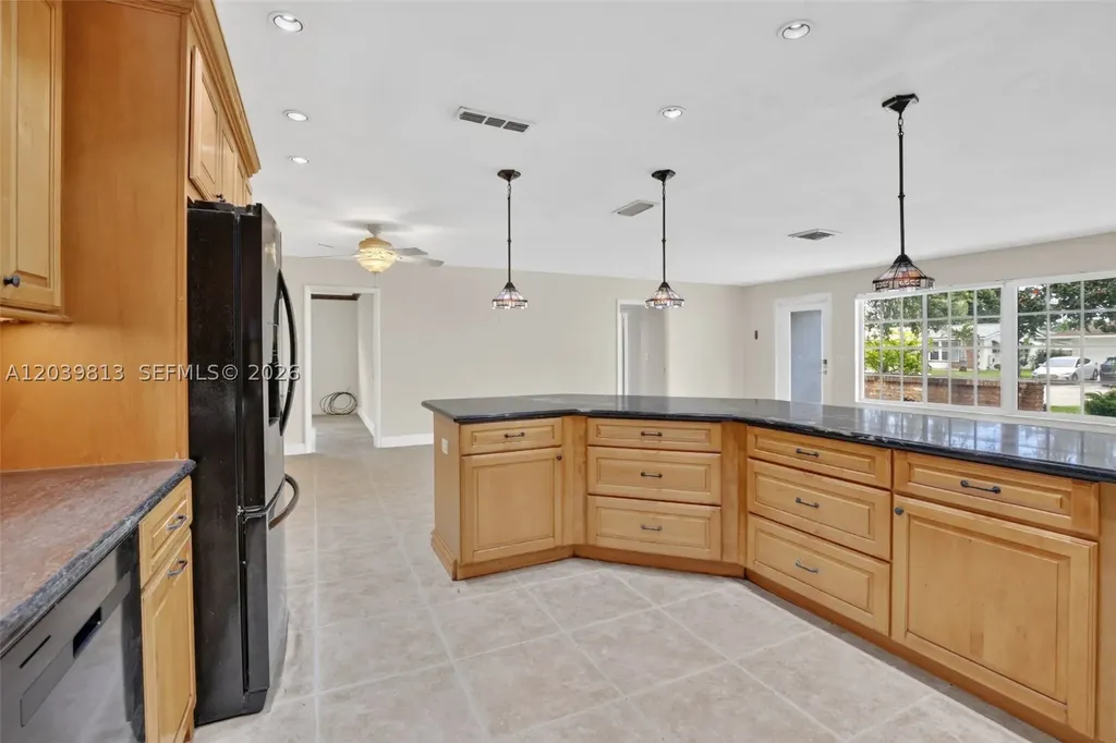 5511 Taylor Street Hollywood FL 33021