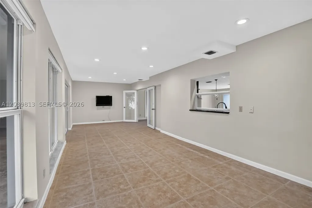 5511 Taylor Street Hollywood FL 33021