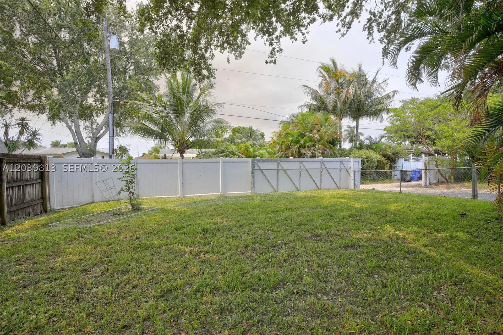5511 Taylor Street Hollywood FL 33021