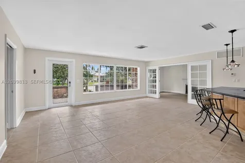 5511 Taylor Street Hollywood FL 33021