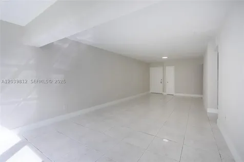 9180 Fontainebleau Boulevard Miami FL 33172