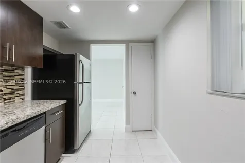 9180 Fontainebleau Boulevard Miami FL 33172