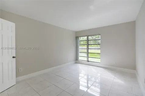 9180 Fontainebleau Boulevard Miami FL 33172