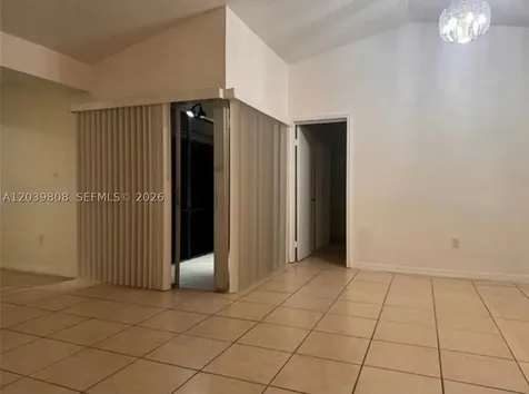 819 NE 214th Lane Miami FL 33179