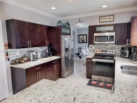 2105 NE 38th Road Homestead FL 33033