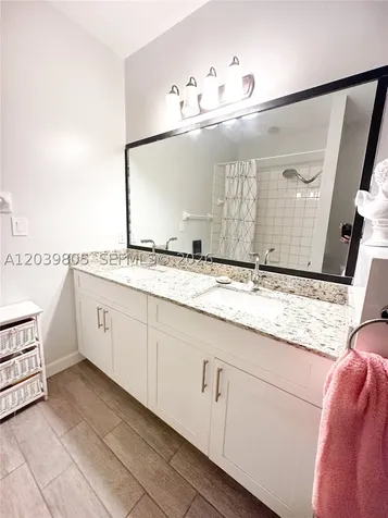2105 NE 38th Road Homestead FL 33033