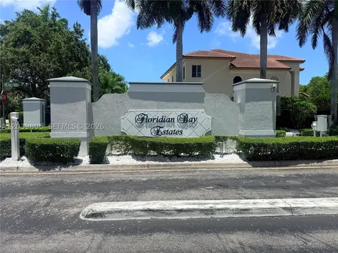 2105 NE 38th Road Homestead FL 33033