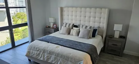 17600 N Bay Road Sunny Isles Beach FL 33160