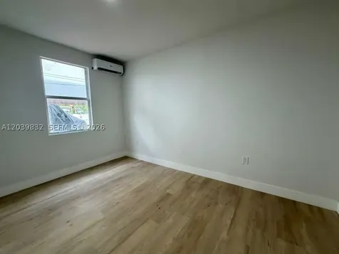 2425 SW 6th Street Miami FL 33135
