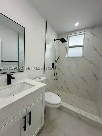 2425 SW 6th Street Miami FL 33135