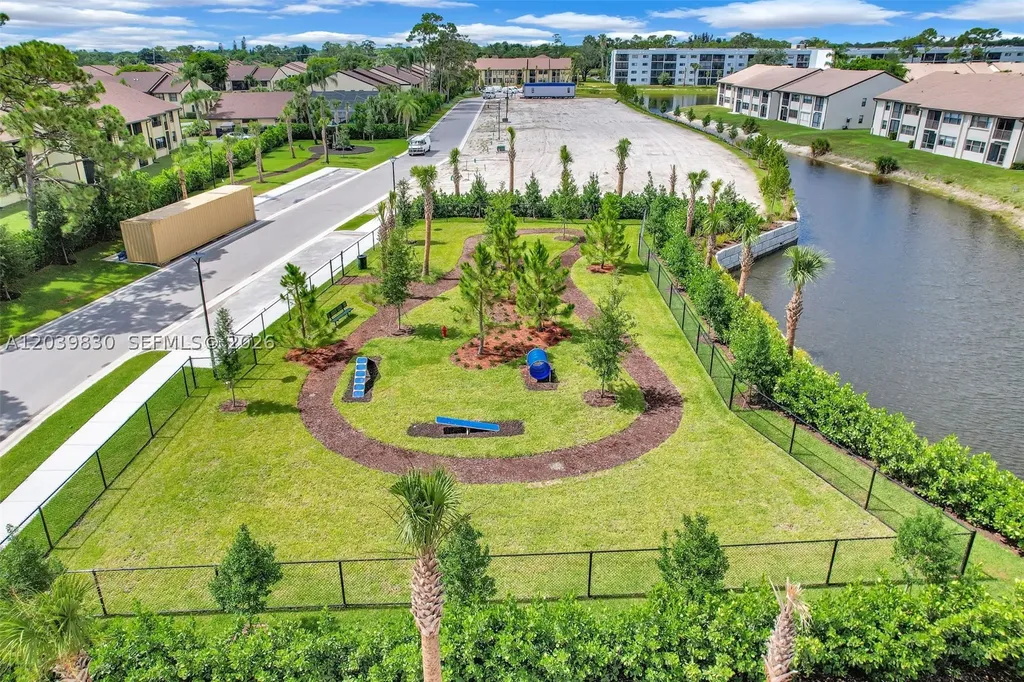 7142 Golf Colony Court Lake Worth FL 33467