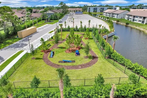 7142 Golf Colony Court Lake Worth FL 33467
