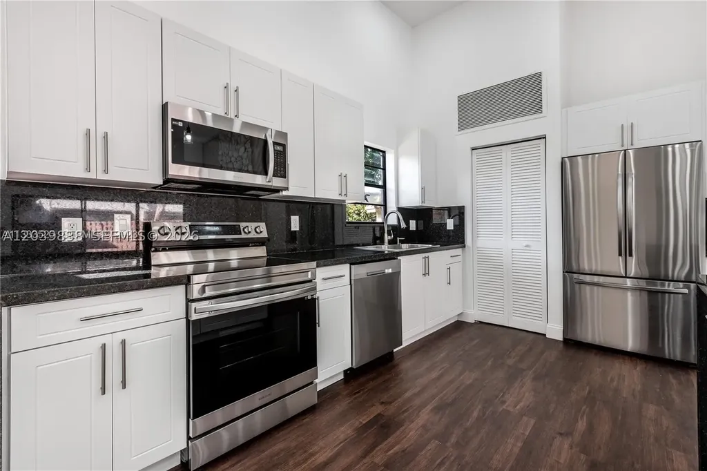 601 Leslie Drive Hallandale Beach FL 33009