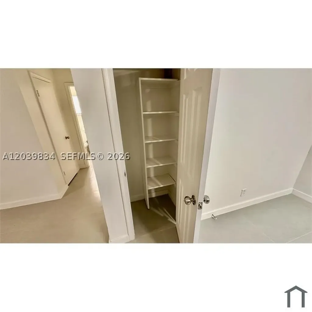 7826 NW 40th Street Coral Springs FL 33065