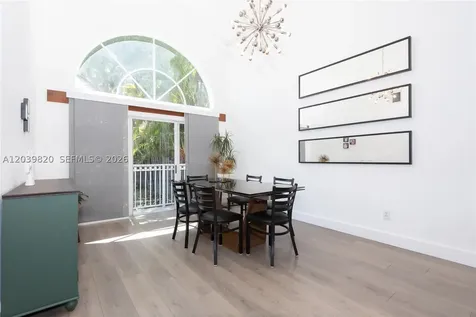 5853 NW 111th Avenue Doral FL 33178