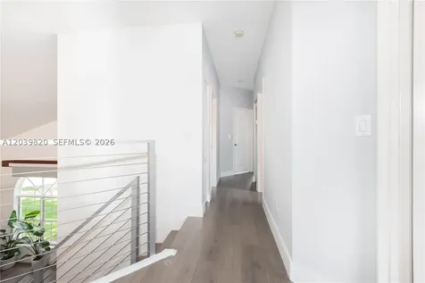 5853 NW 111th Avenue Doral FL 33178