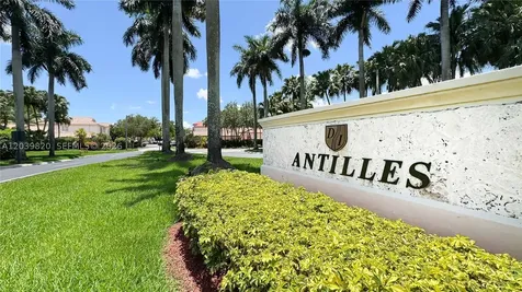 5853 NW 111th Avenue Doral FL 33178