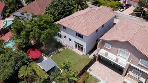 5853 NW 111th Avenue Doral FL 33178