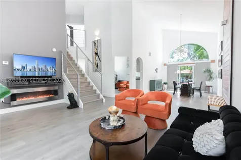 5853 NW 111th Avenue Doral FL 33178