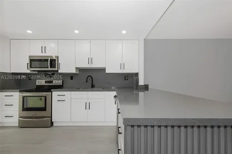 6653 SW 140th Avenue Miami FL 33183